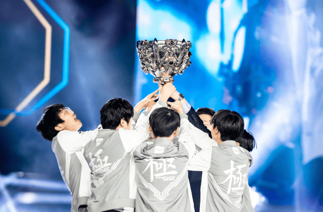 Rookie迎来五赛季出色发挥，热火观众热烈欢呼！的简单介绍九游体育下载