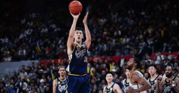 包含风云突变！法兰克福集结日复出首秀，CBA季后赛版图或重绘，悬念犹存，资深球员宣示担当的词条九游体育下载